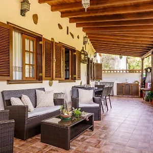 Rural House Mercedes-solarium & Nature Views Ferienhaus